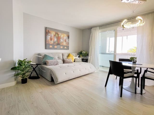 Piso de 1 habitación en Los Cristianos, Arona en venta con piscina - 385.000 € (Ref: 9617102)