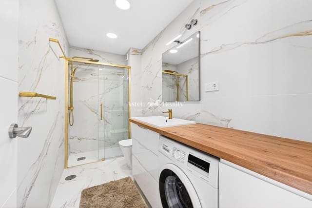 Piso de 2 habitaciones en Casco Urbano, Adeje en venta - 295.000 € (Ref: 9628172)