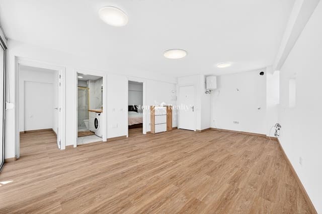 Piso de 2 habitaciones en Casco Urbano, Adeje en venta - 295.000 € (Ref: 9628172)