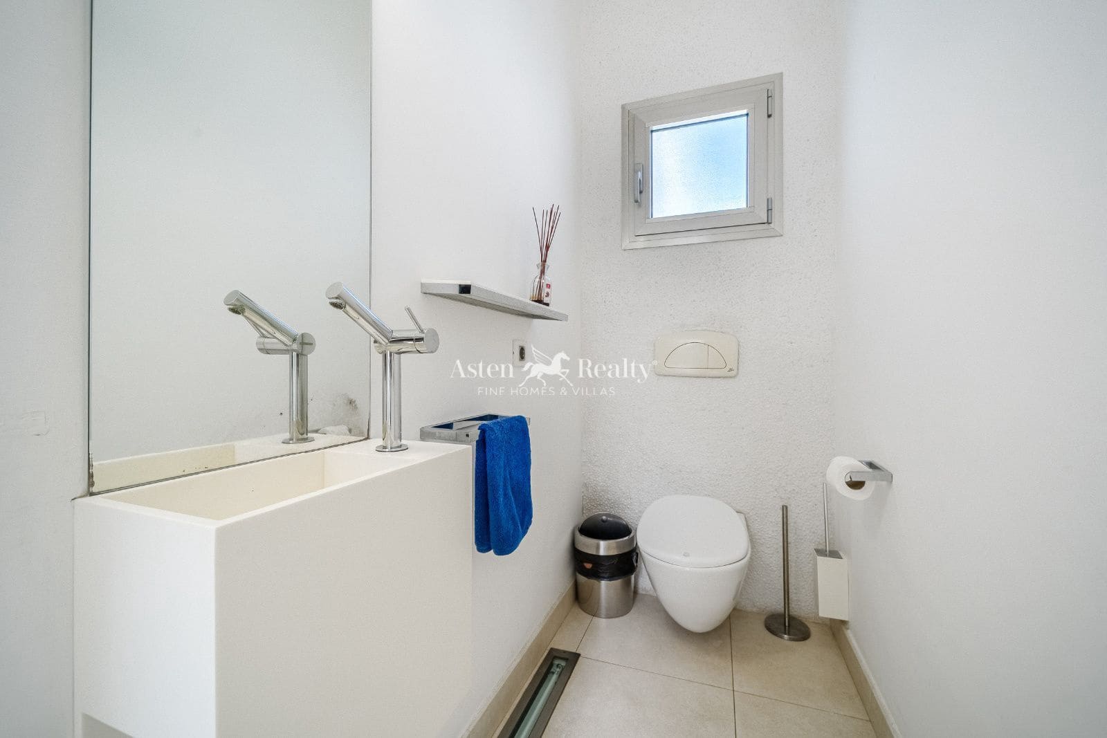 5 soverom Hus til salgs i Torviscas med svømmebasseng garasje - € 2 000 000 (Ref: 9630575)