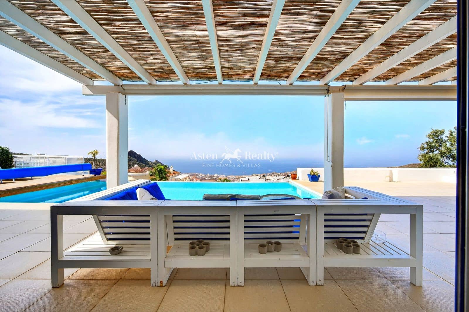 5 soverom Hus til salgs i Torviscas med svømmebasseng garasje - € 2 000 000 (Ref: 9630575)