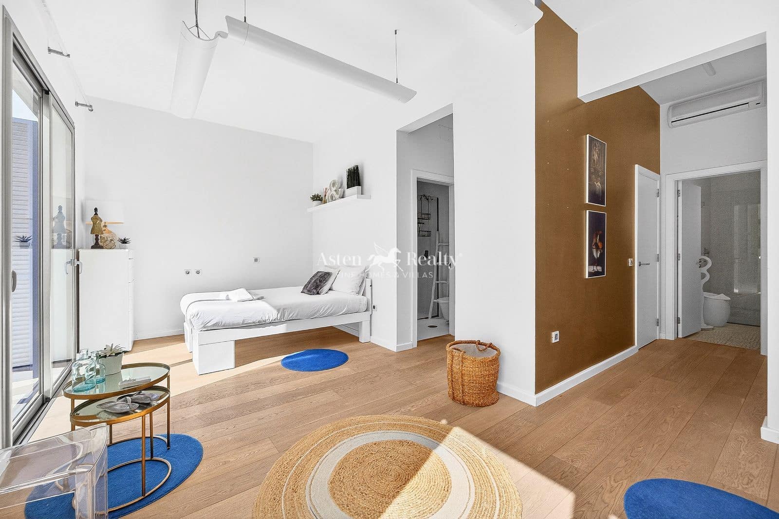 5 soverom Hus til salgs i Torviscas med svømmebasseng garasje - € 2 000 000 (Ref: 9630575)