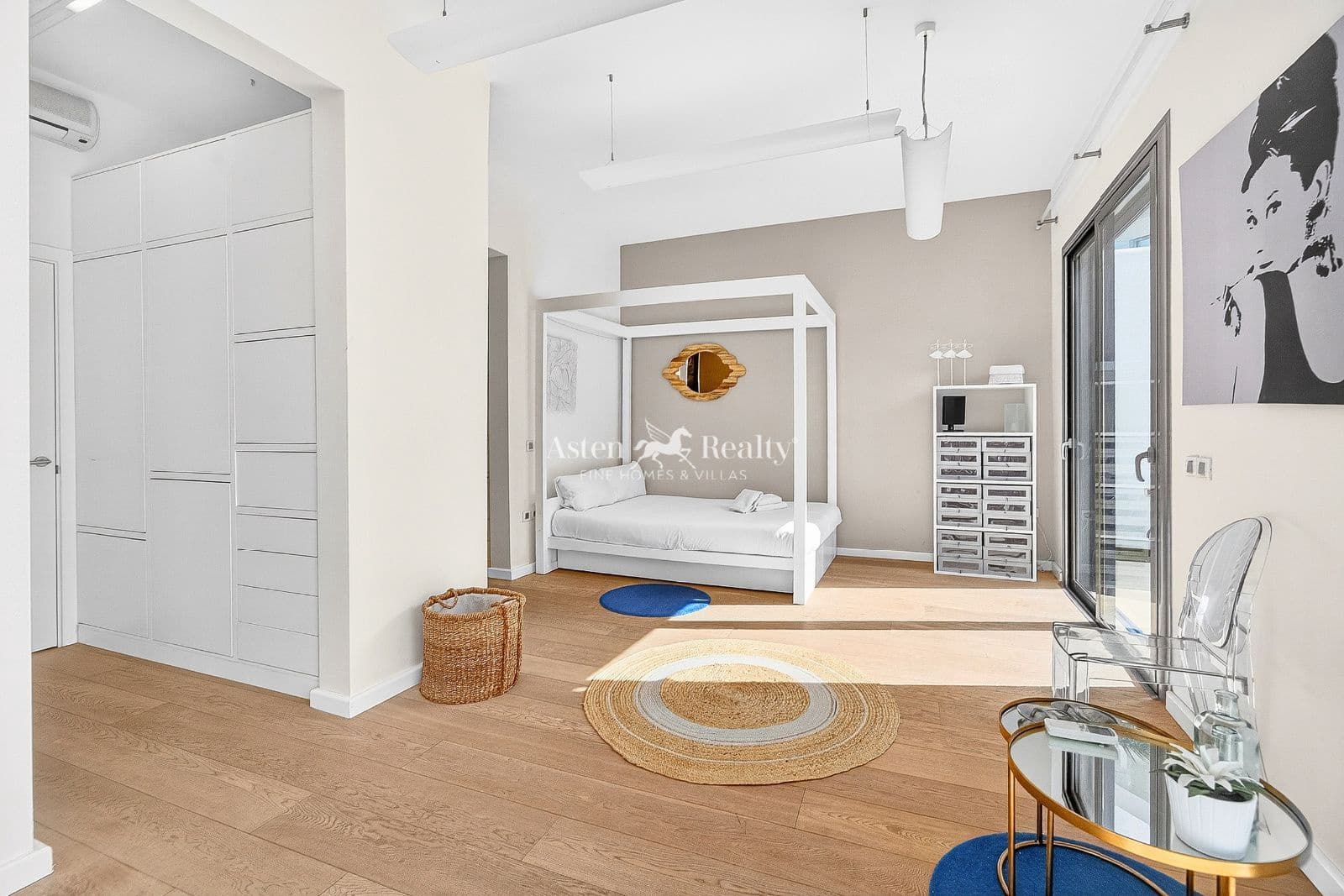 5 soverom Hus til salgs i Torviscas med svømmebasseng garasje - € 2 000 000 (Ref: 9630575)