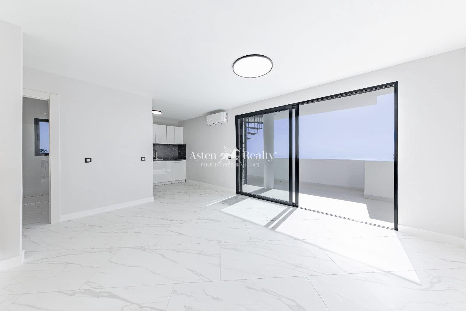 2 bedroom Flat for sale in Tijoco Bajo with garage - € 349,500 (Ref: 9631460)