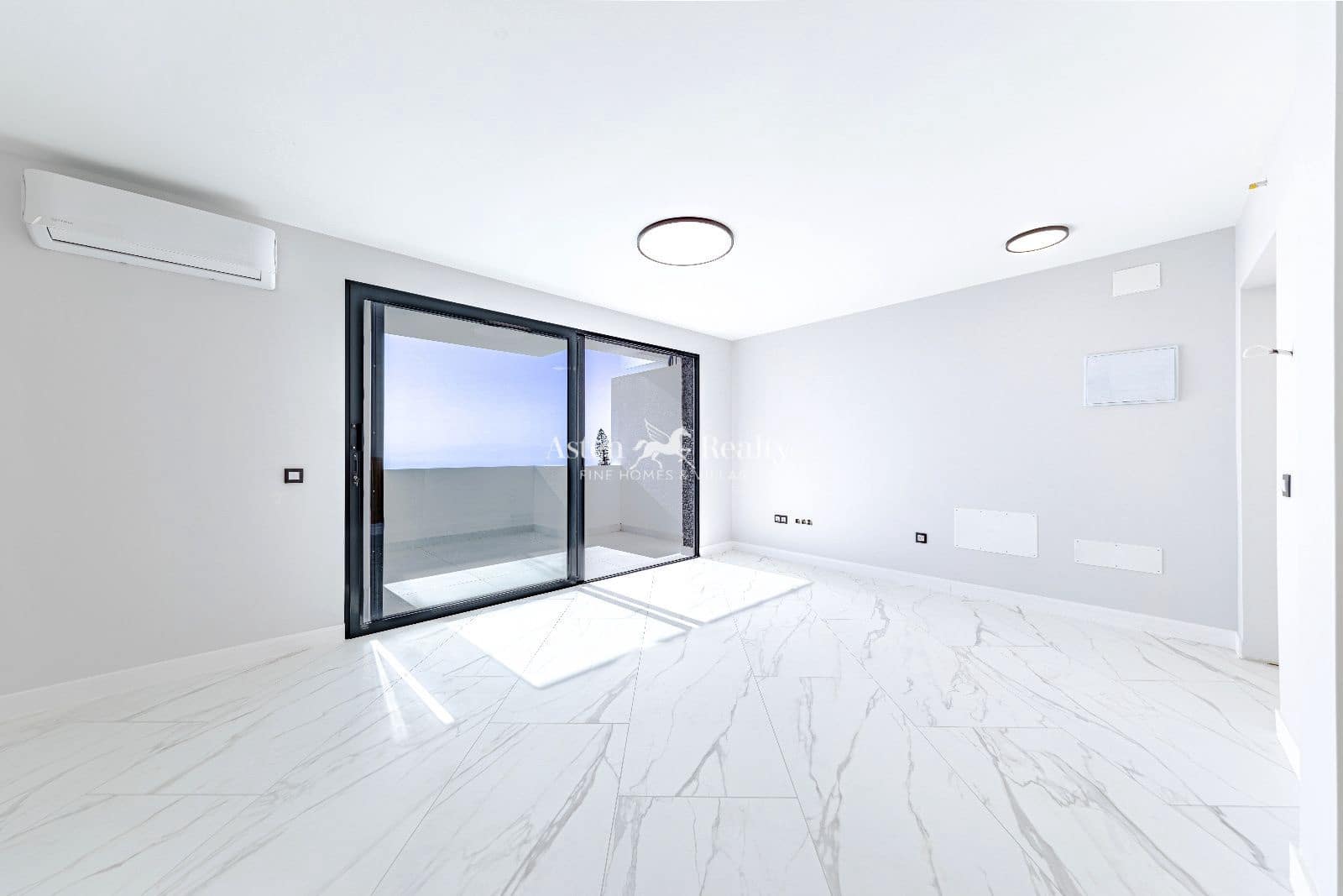 2 bedroom Flat for sale in Tijoco Bajo with garage - € 349,500 (Ref: 9631460)