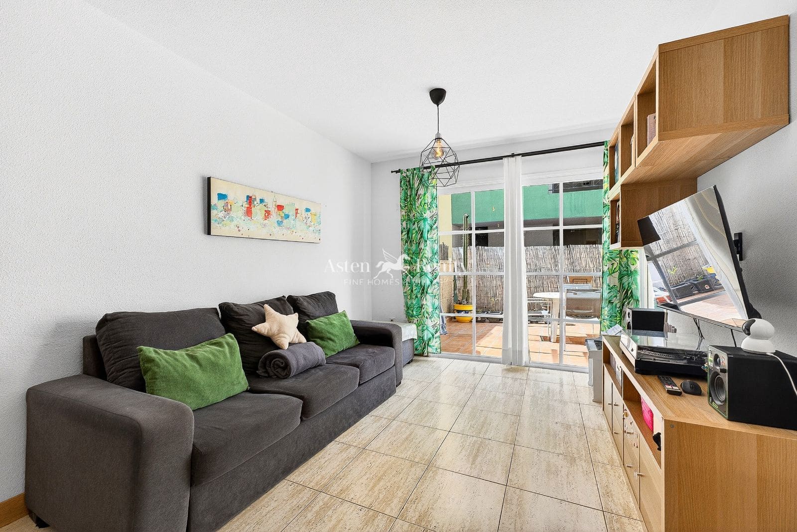 Piso de 2 habitaciones en Callao Salvaje en venta con piscina garaje - 300.000 € (Ref: 9632791)