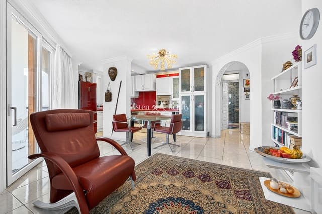 2 camera da letto Appartamento in vendita in Playa de las Americas, Arona con piscina garage - 735.000 € (Rif: 9634783)