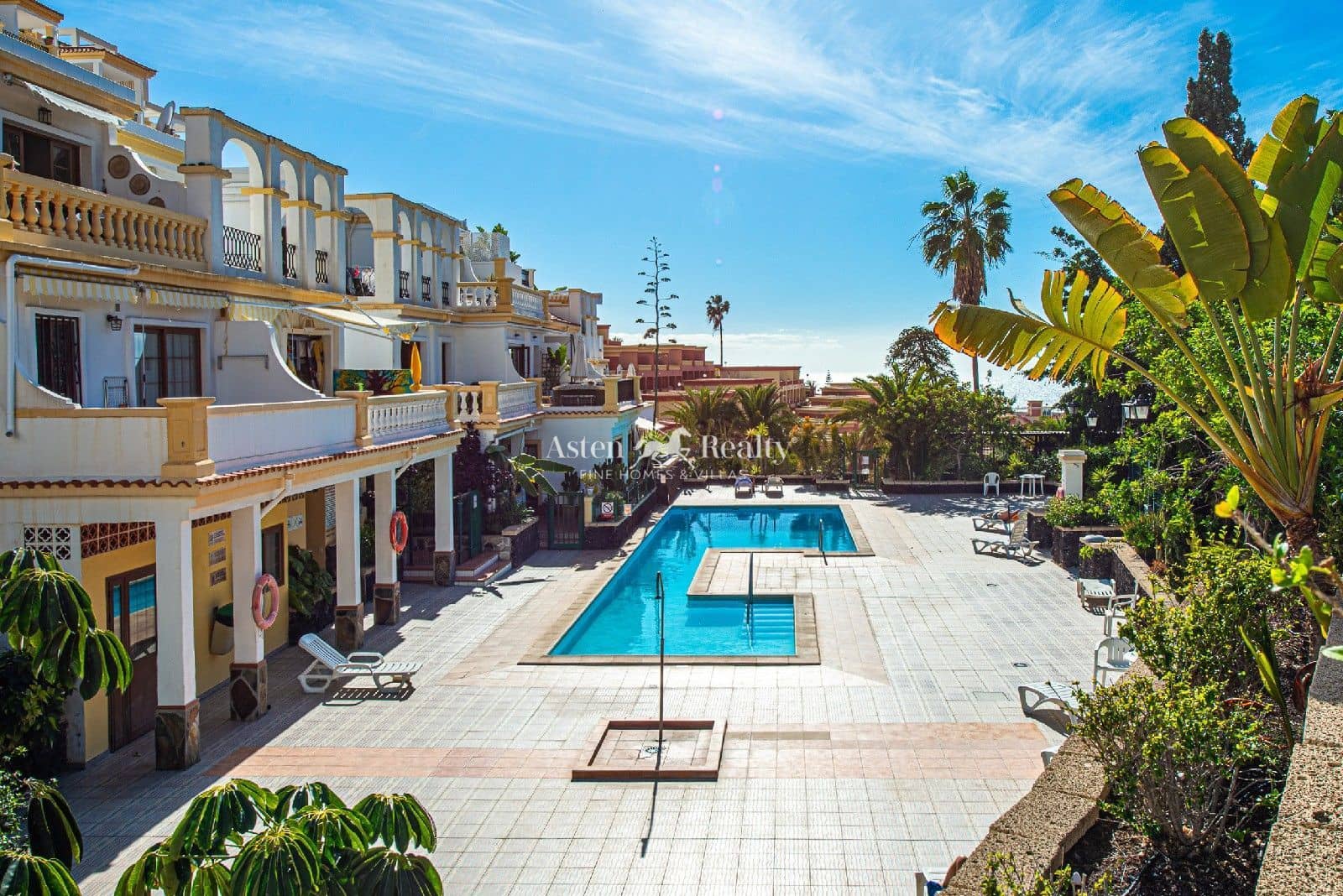 1 chambre Appartement à vendre à Costa Adeje avec piscine - 305 000 € (Ref: 9635126)