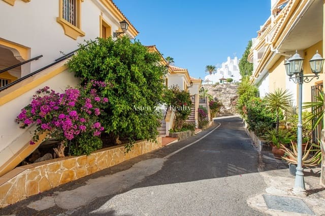 1 chambre Appartement à vendre à San Eugenio Alto, Adeje avec piscine - 305 000 € (Ref: 9635126)