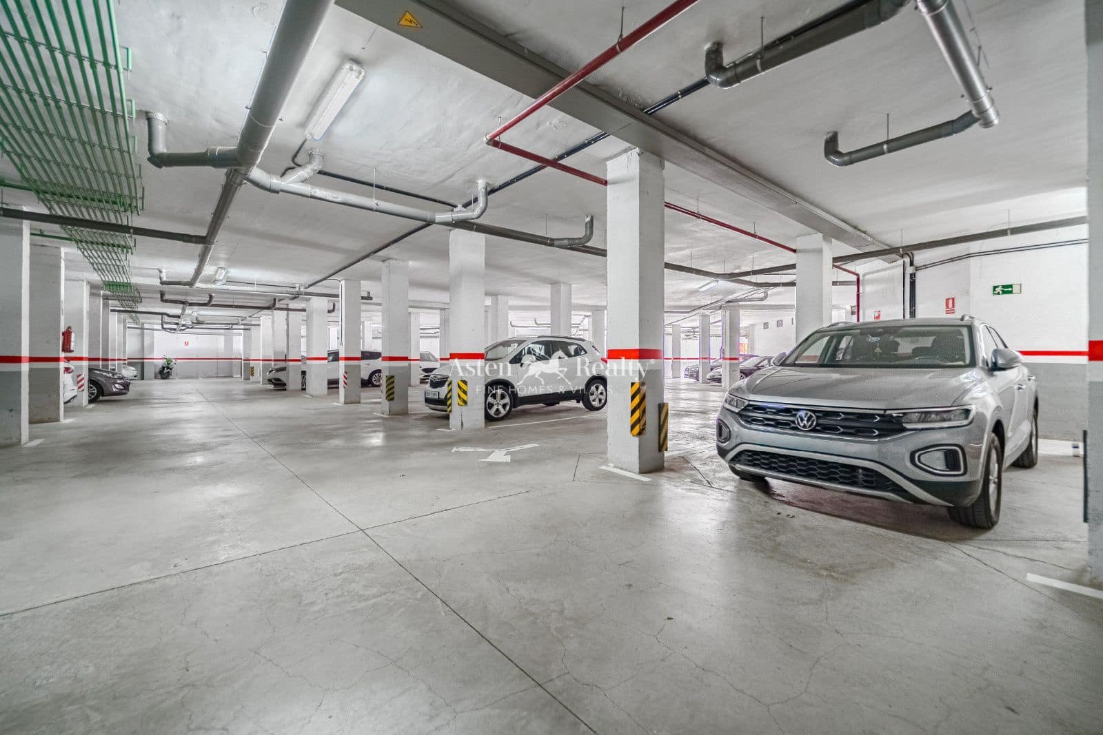 Piso de 2 habitaciones en Torviscas en venta con piscina garaje - 486.000 € (Ref: 9638107)