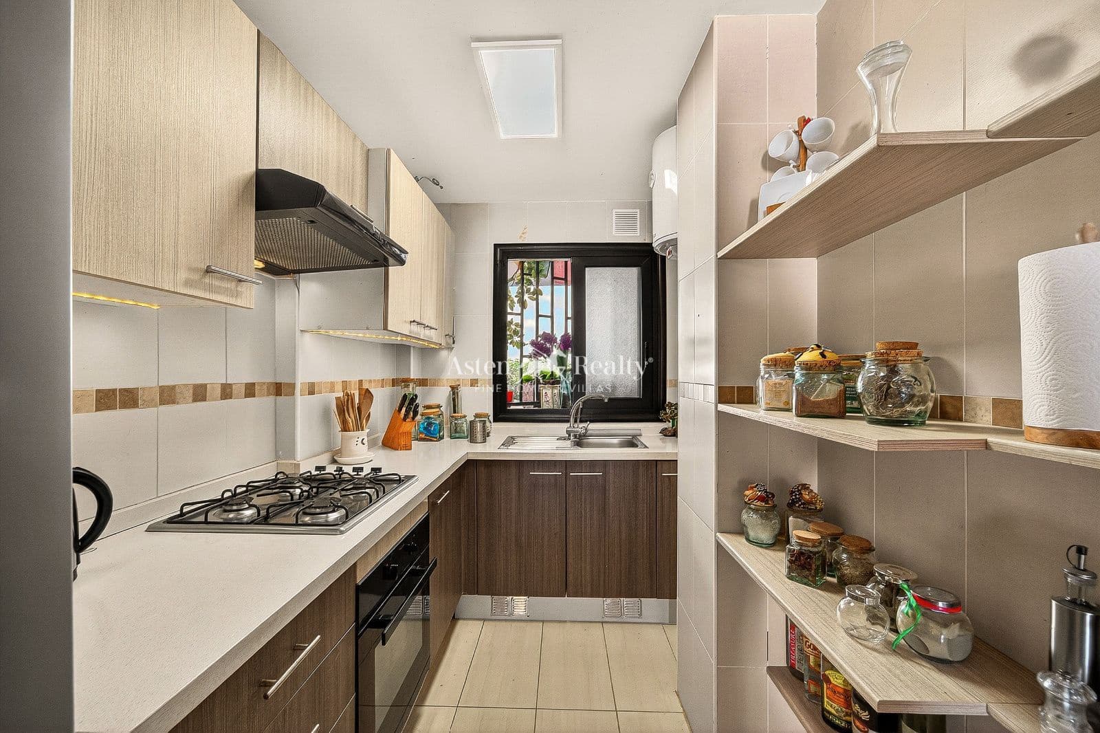 Piso de 2 habitaciones en Torviscas en venta con piscina garaje - 486.000 € (Ref: 9638107)