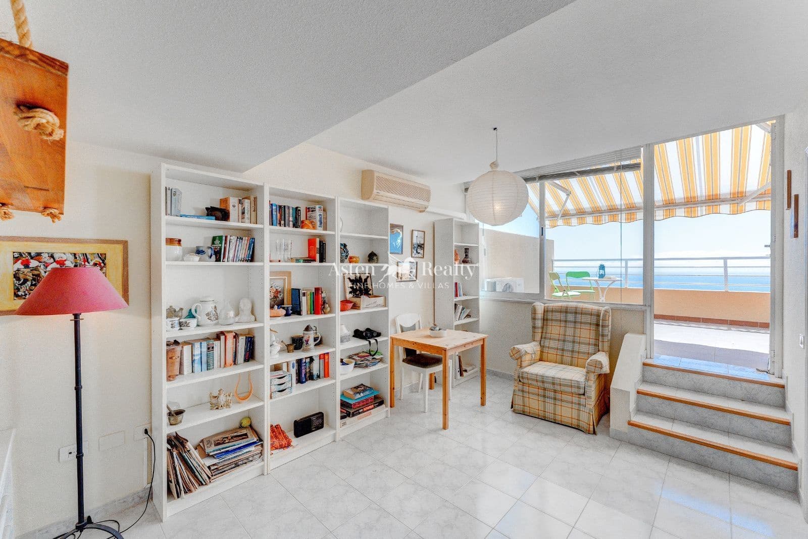 1 makuuhuone Kattohuoneisto myytävänä paikassa Puerto Santiago mukana 
autotalli - 230 000 € (Ref: 9641062)