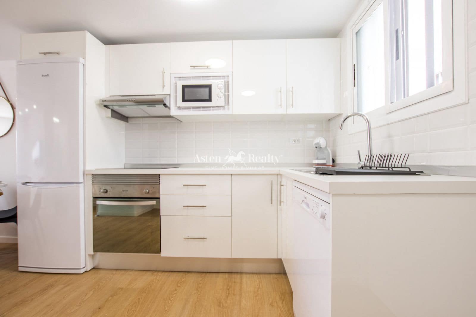 1 chambre Penthouse à vendre à Playa de las Americas avec piscine - 475 000 € (Ref: 9654208)