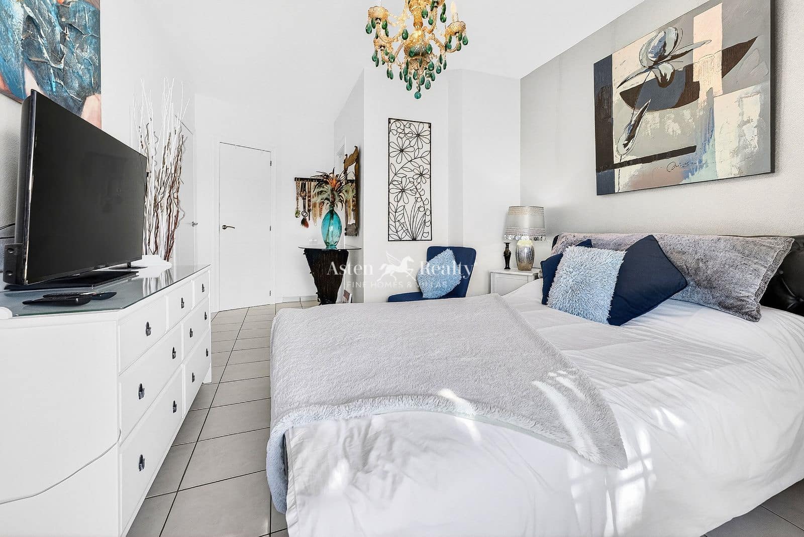 3 sypialnia Dom na sprzedaż w Las Chafiras (San Miguel) z basenem garażem - 399 000 € (Ref: 9656498)