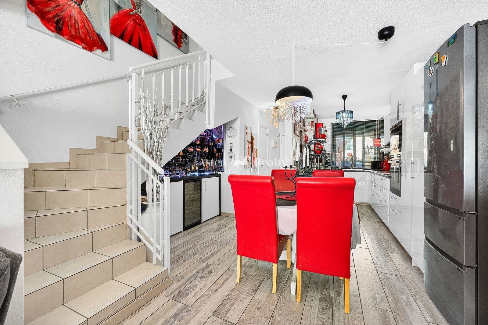 3 sypialnia Dom na sprzedaż w Las Chafiras (San Miguel) z basenem garażem - 399 000 € (Ref: 9656498)