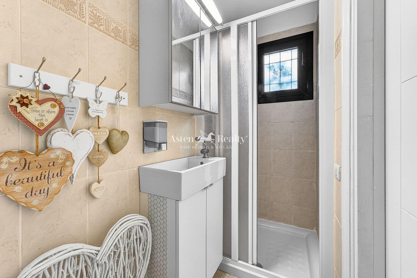 3 sypialnia Dom na sprzedaż w Las Chafiras (San Miguel) z basenem garażem - 399 000 € (Ref: 9656498)