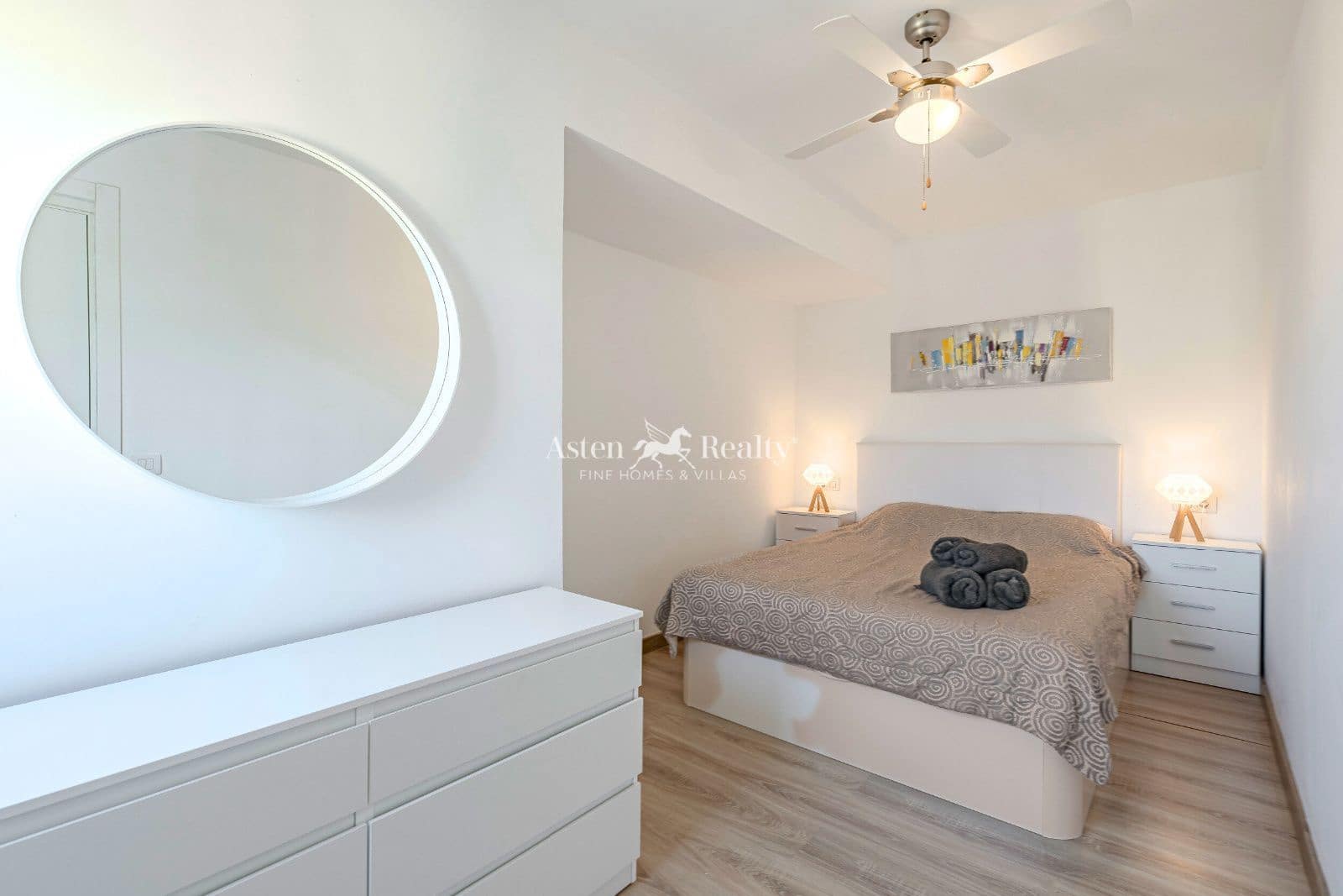 1 slaapkamer Flat te koop in Los Cristianos met zwembad - € 370.000 (Ref: 9656785)