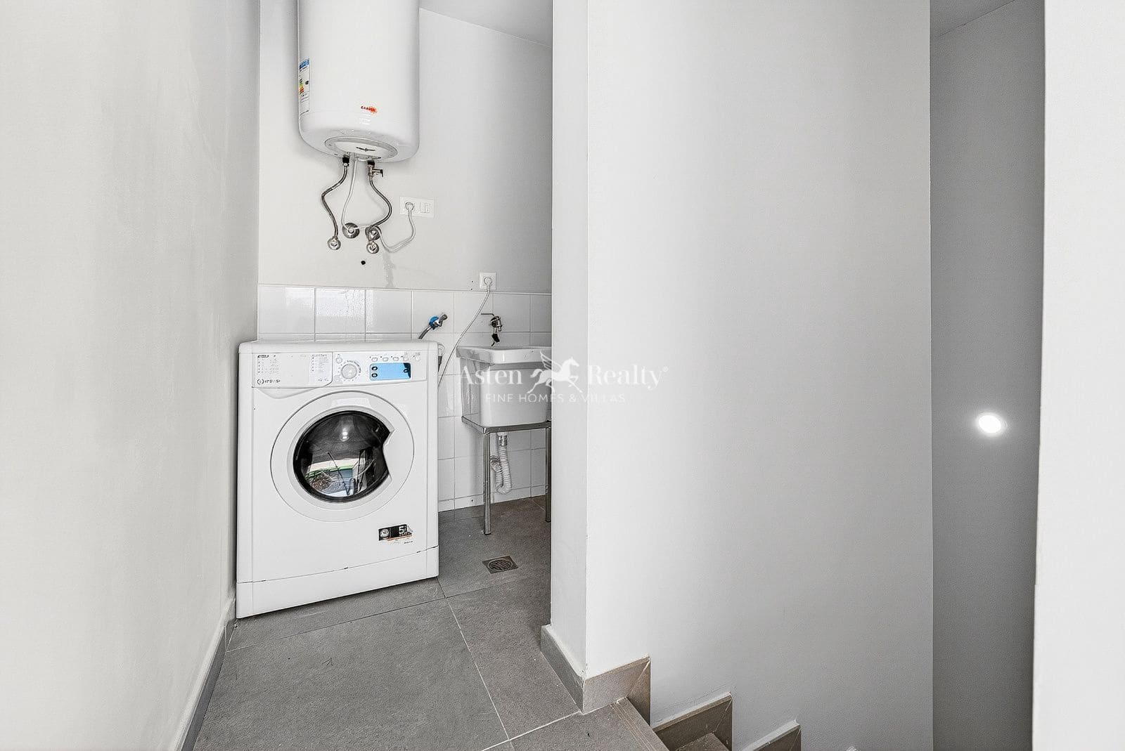 2 quarto Apartamento para venda em Cabo Blanco com garagem - 298 000 € (Ref: 9656786)