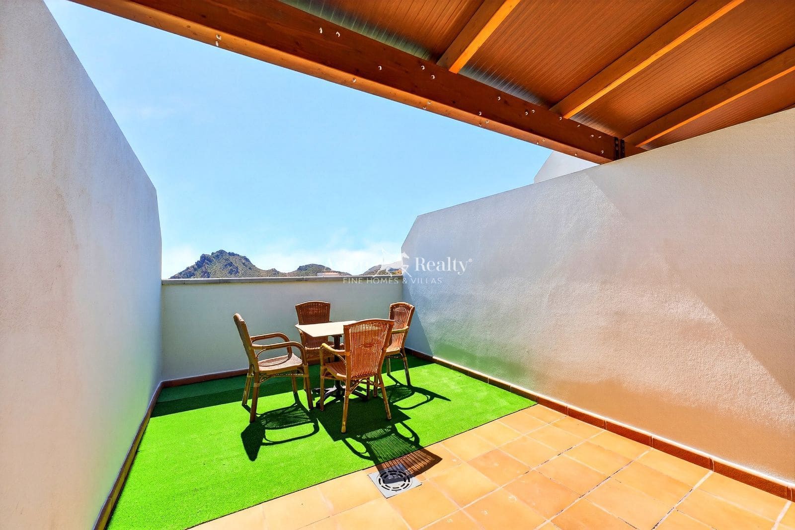 2 quarto Apartamento para venda em Cabo Blanco com garagem - 298 000 € (Ref: 9656786)