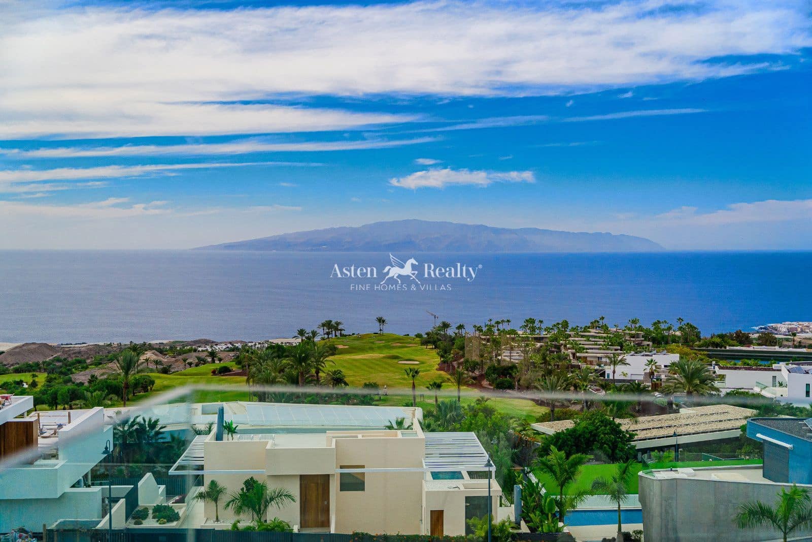 4 sovrum Hus till salu i Guia de Isora med pool garage - 6 900 000 € (Ref: 9665185)