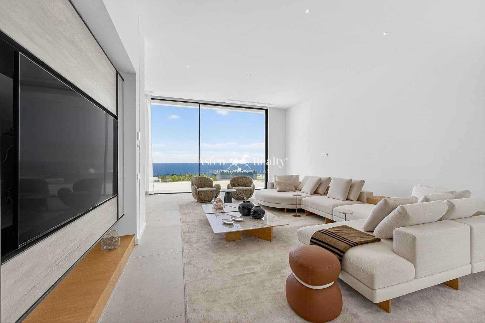 4 slaapkamer Huis te koop in Guia de Isora met zwembad garage - € 6.900.000 (Ref: 9665185)