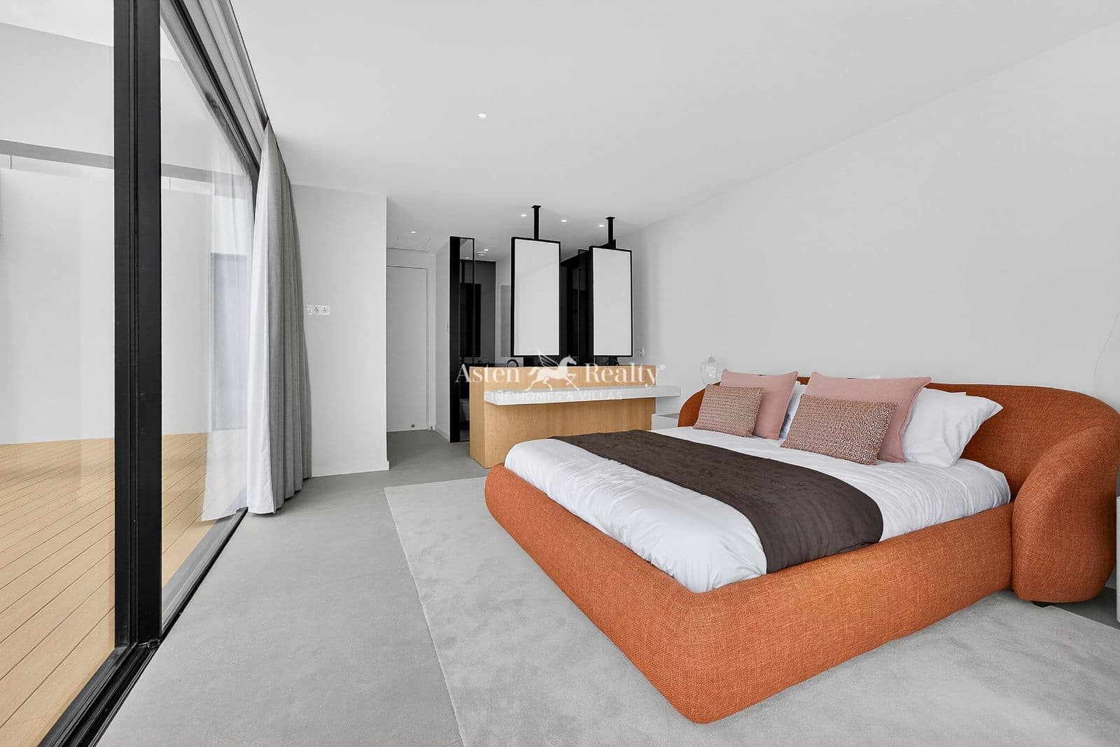 4 slaapkamer Huis te koop in Guia de Isora met zwembad garage - € 6.900.000 (Ref: 9665185)