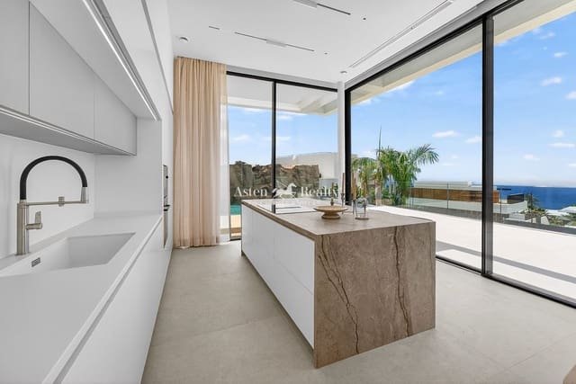 4 sypialnia Dom na sprzedaż w Guía de Isora z basenem garażem - 6 900 000 € (Ref: 9665185)