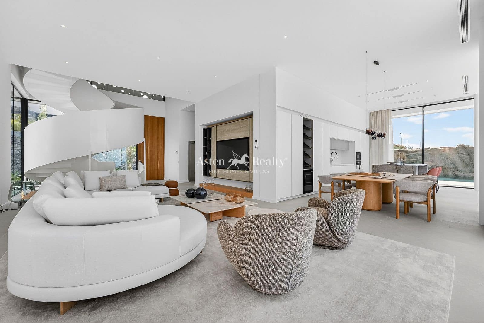 4 slaapkamer Huis te koop in Guia de Isora met zwembad garage - € 6.900.000 (Ref: 9665185)