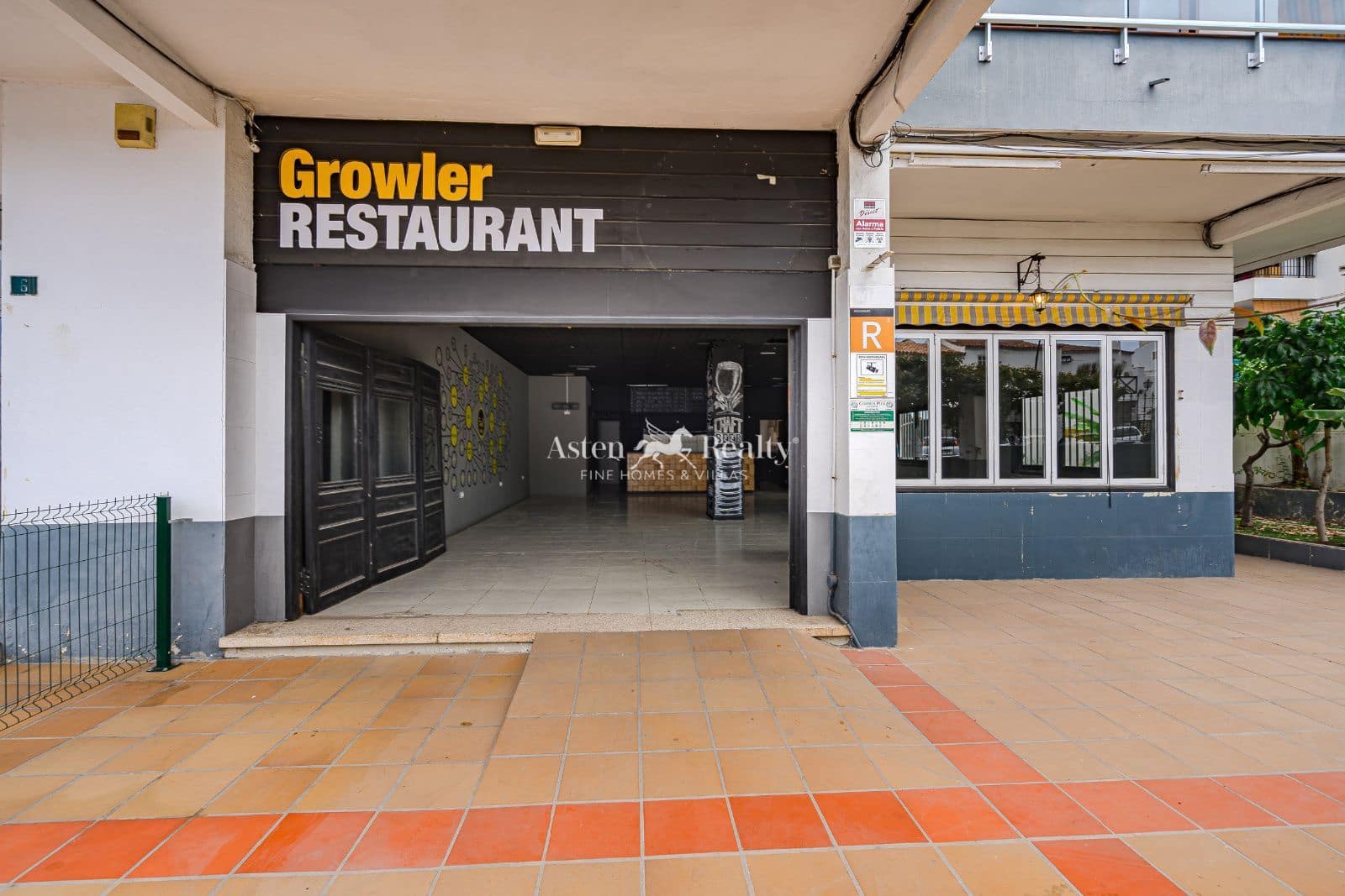 Virksomhed til leje i Los Cristianos - € 4.000 (Ref: 9665306)