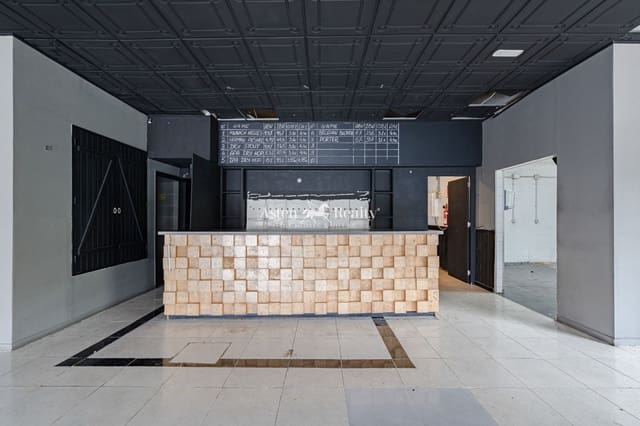 Virksomhed til leje i Los Cristianos, Arona - € 4.000 (Ref: 9665306)