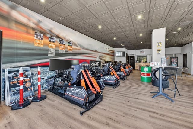 Virksomhed til leje i Los Cristianos, Arona - € 3.900 (Ref: 9665306)