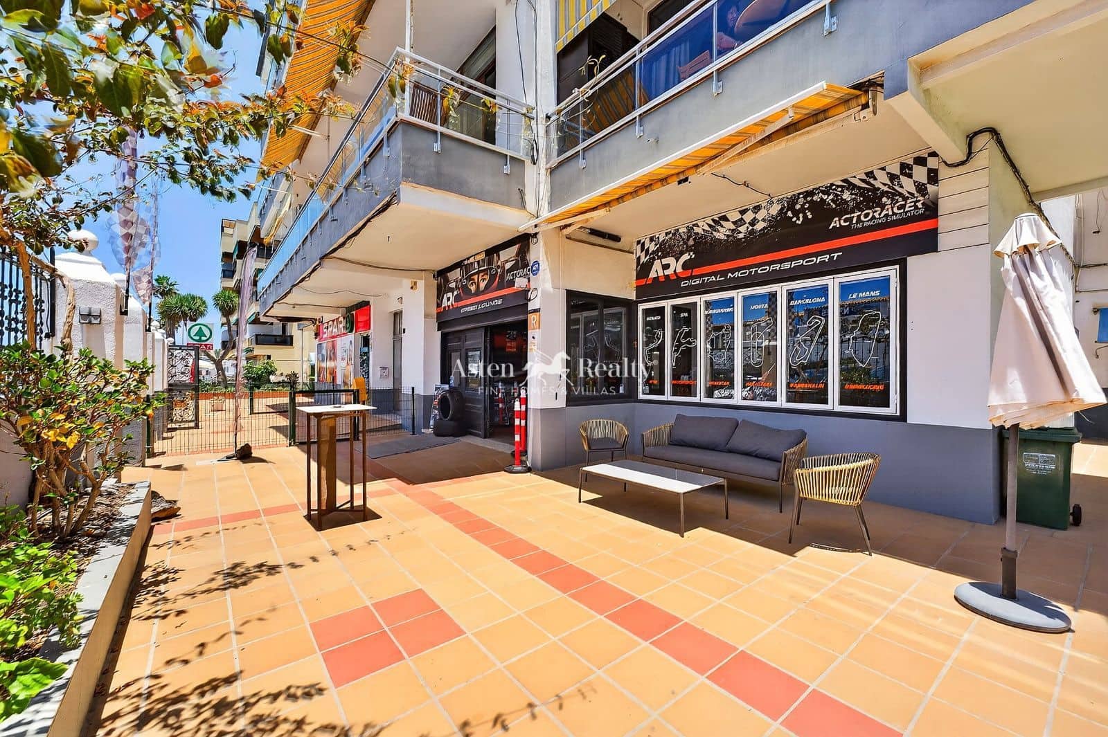 Business for rent in Los Cristianos - € 3,900 (Ref: 9665306)