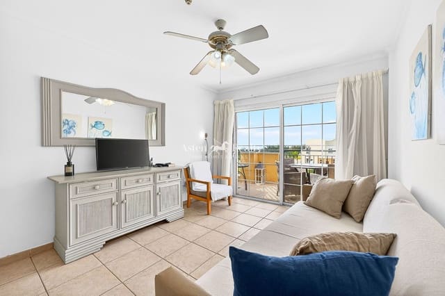 1 chambre Penthouse à vendre à Playa de las Americas, Arona avec piscine - 299 000 € (Ref: 9669195)