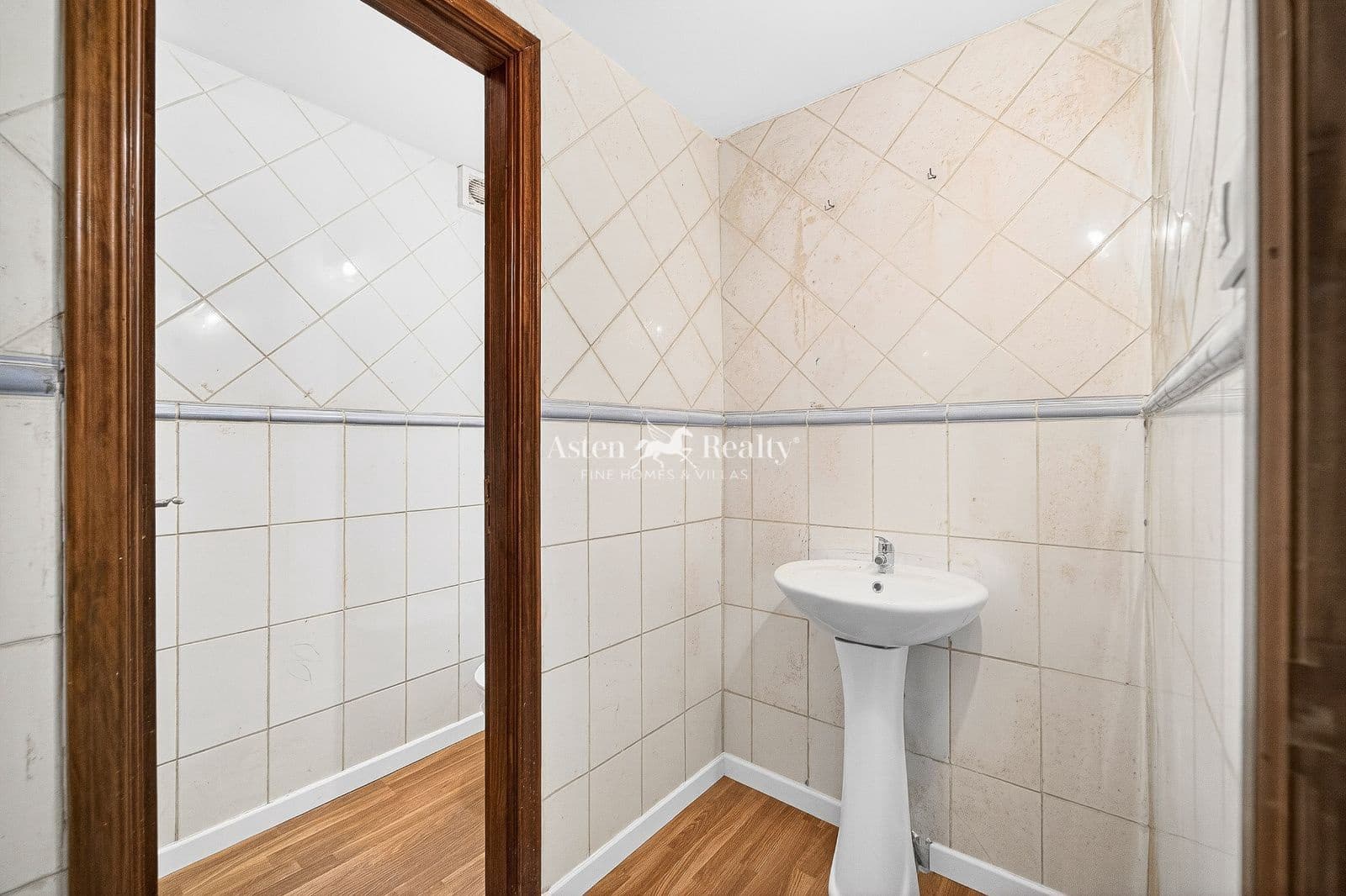 Bedrijf te koop in Puerto Santiago - € 299.000 (Ref: 9672311)