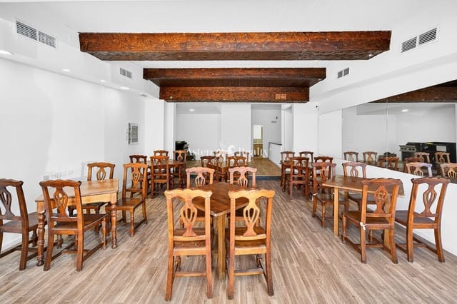 Bedrijf te koop in Puerto Santiago, Santiago del Teide - € 299.000 (Ref: 9672311)