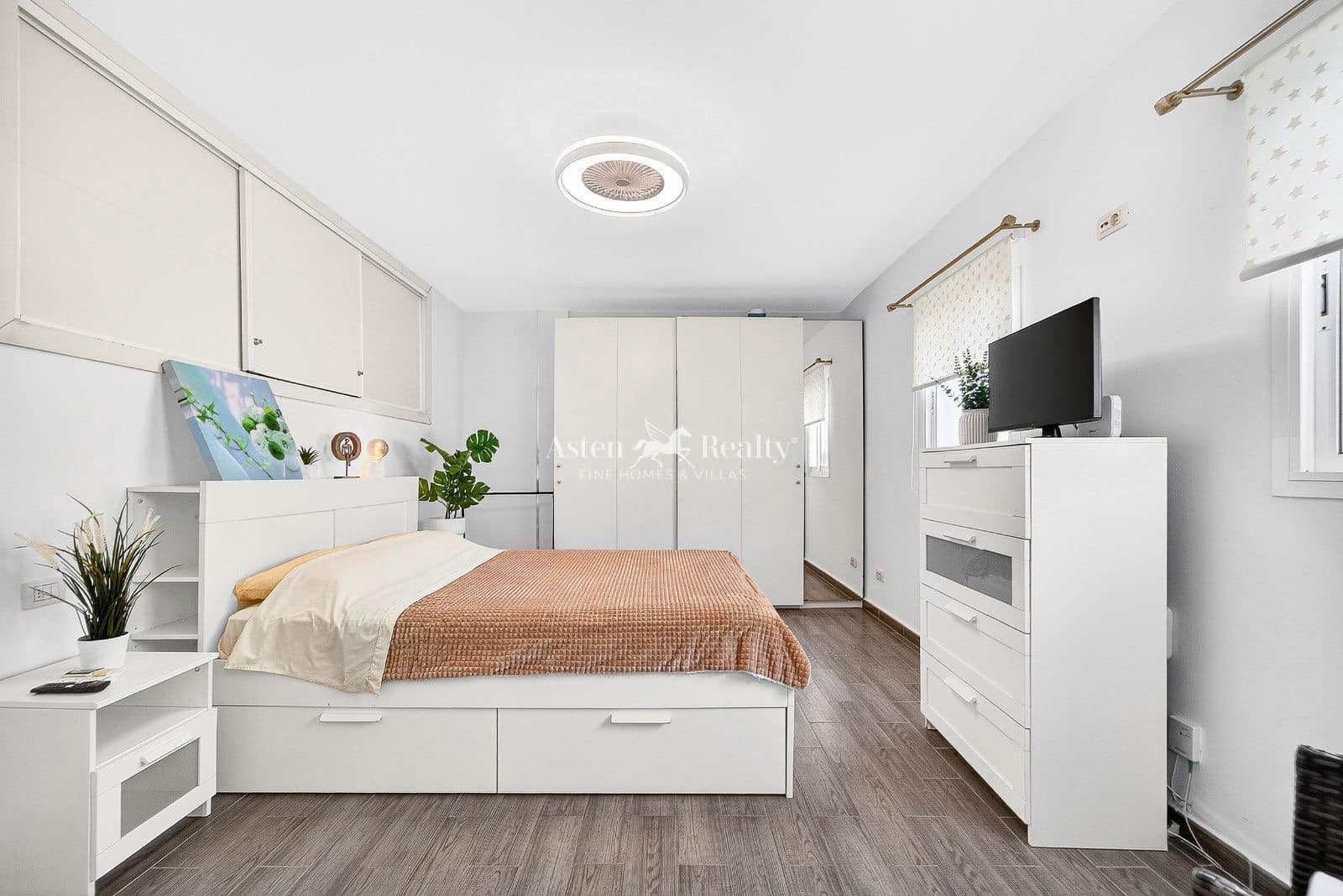 1 Zimmer Wohnung zu verkaufen in Costa Adeje mit Pool - 310.000 € (Ref: 9674760)