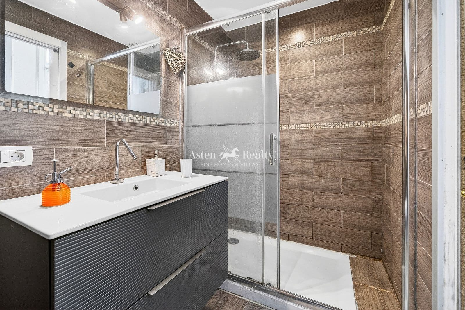 1 Zimmer Wohnung zu verkaufen in Costa Adeje mit Pool - 310.000 € (Ref: 9674760)