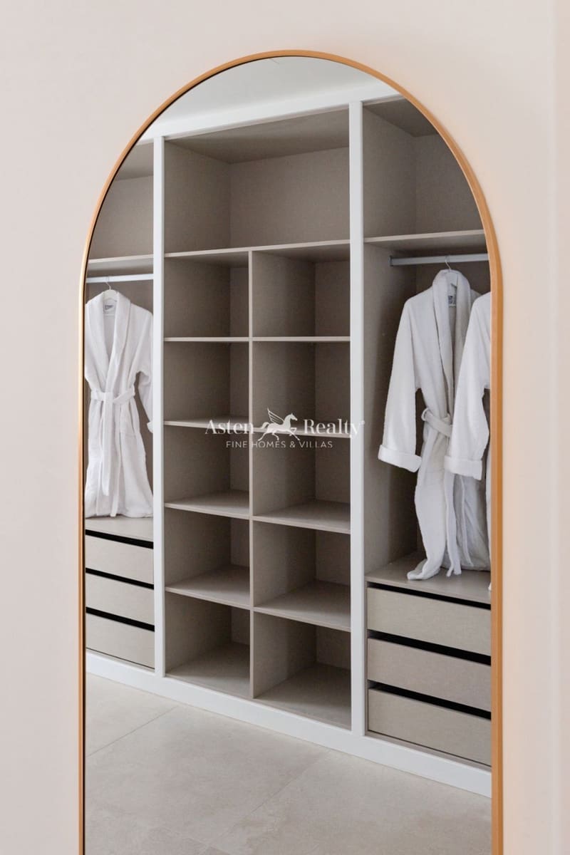 3 bedroom Townhouse for sale in Costa Adeje with pool garage - € 1,950,000 (Ref: 9676312)