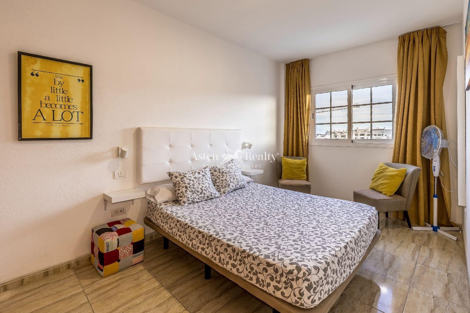 3 makuuhuone Kattohuoneisto myytävänä paikassa Palm-Mar mukana uima-altaan 
autotalli - 414 000 € (Ref: 9684342)