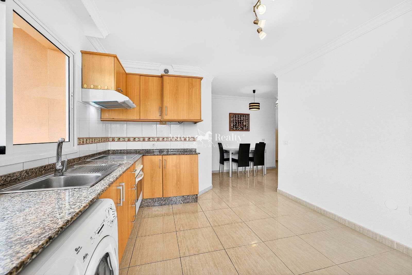 1 bedroom Penthouse for sale in Los Abrigos - € 235,000 (Ref: 9684343)