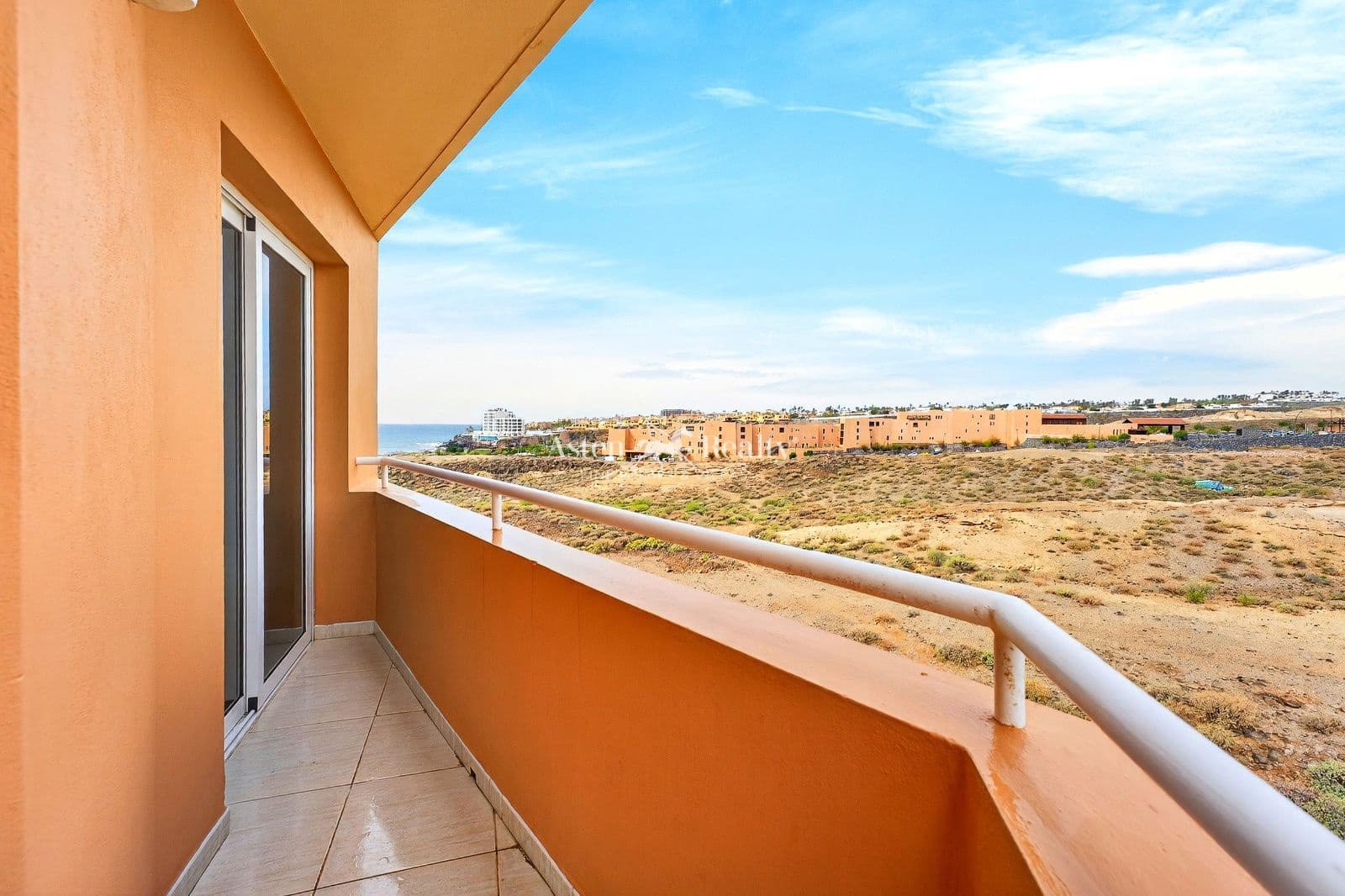1 bedroom Penthouse for sale in Los Abrigos - € 235,000 (Ref: 9684343)