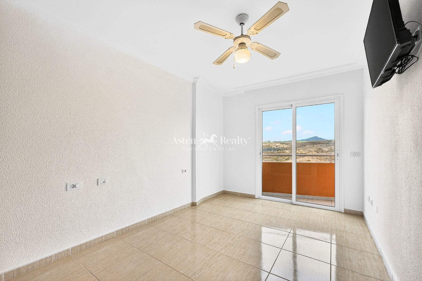 1 bedroom Penthouse for sale in Los Abrigos - € 235,000 (Ref: 9684343)