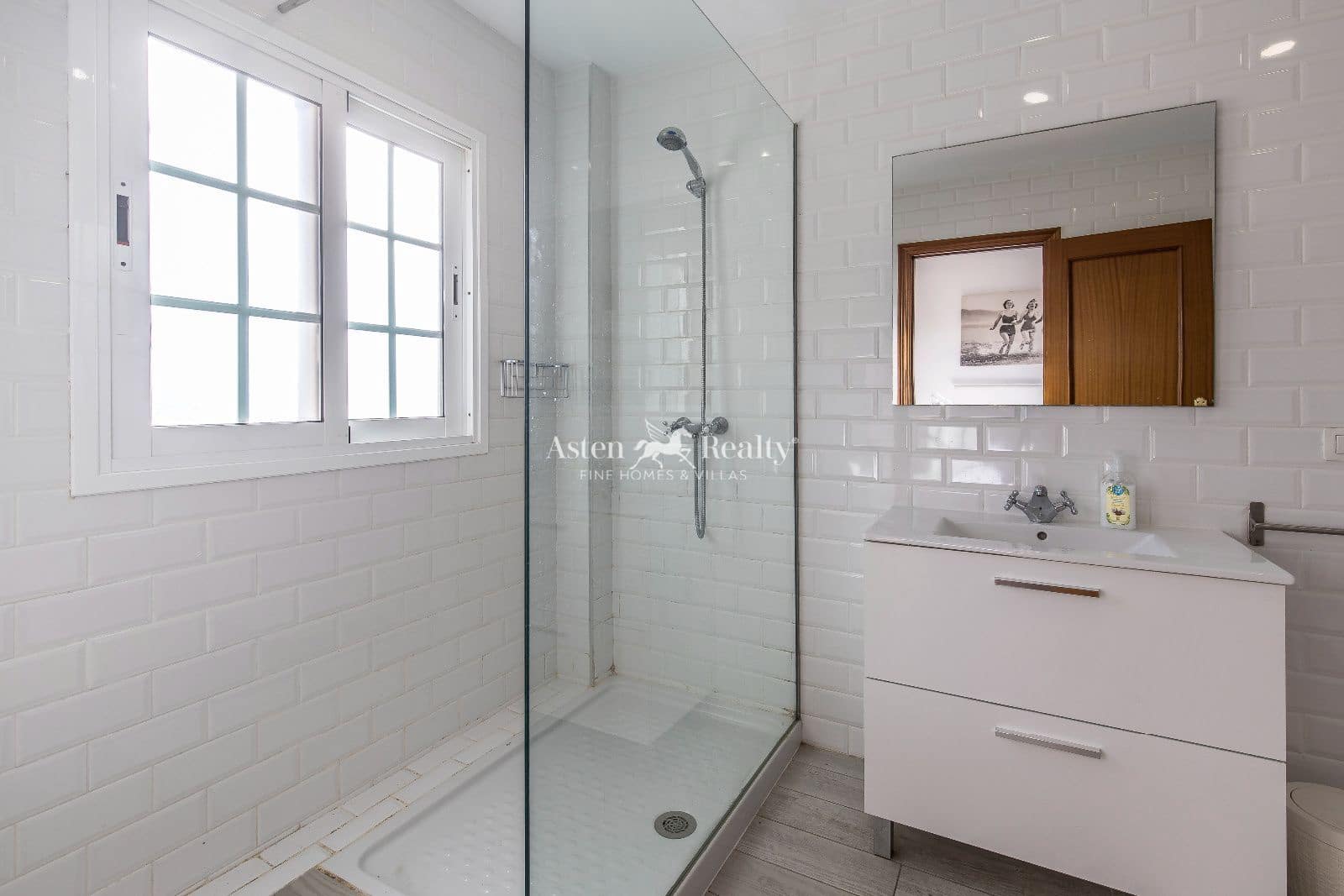 3 makuuhuone Kattohuoneisto myytävänä paikassa Palm-Mar mukana uima-altaan 
autotalli - 414 000 € (Ref: 9685241)