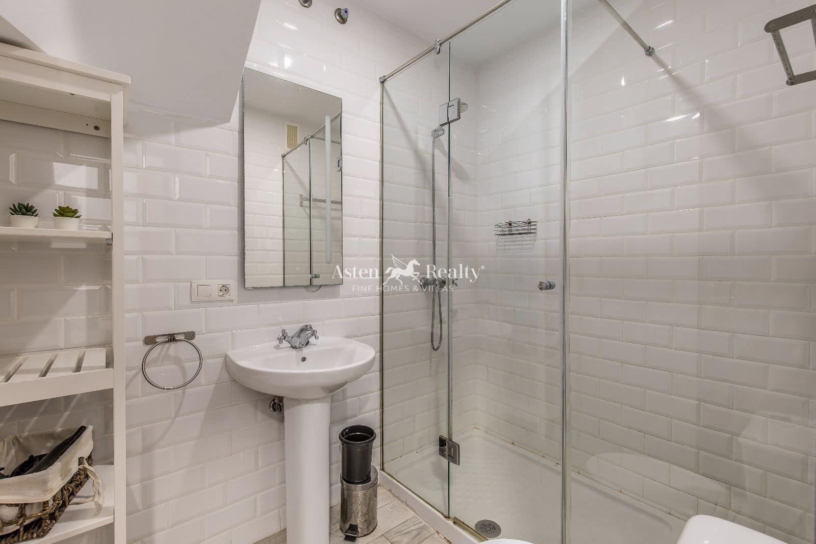 3 makuuhuone Kattohuoneisto myytävänä paikassa Palm-Mar mukana uima-altaan 
autotalli - 414 000 € (Ref: 9685241)