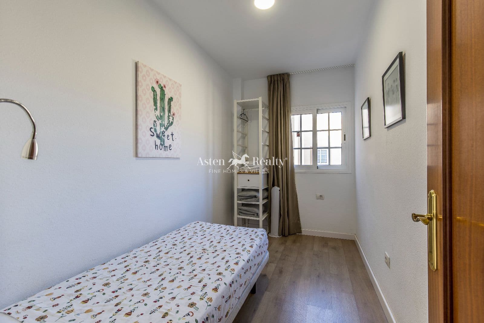 3 makuuhuone Kattohuoneisto myytävänä paikassa Palm-Mar mukana uima-altaan 
autotalli - 414 000 € (Ref: 9685241)