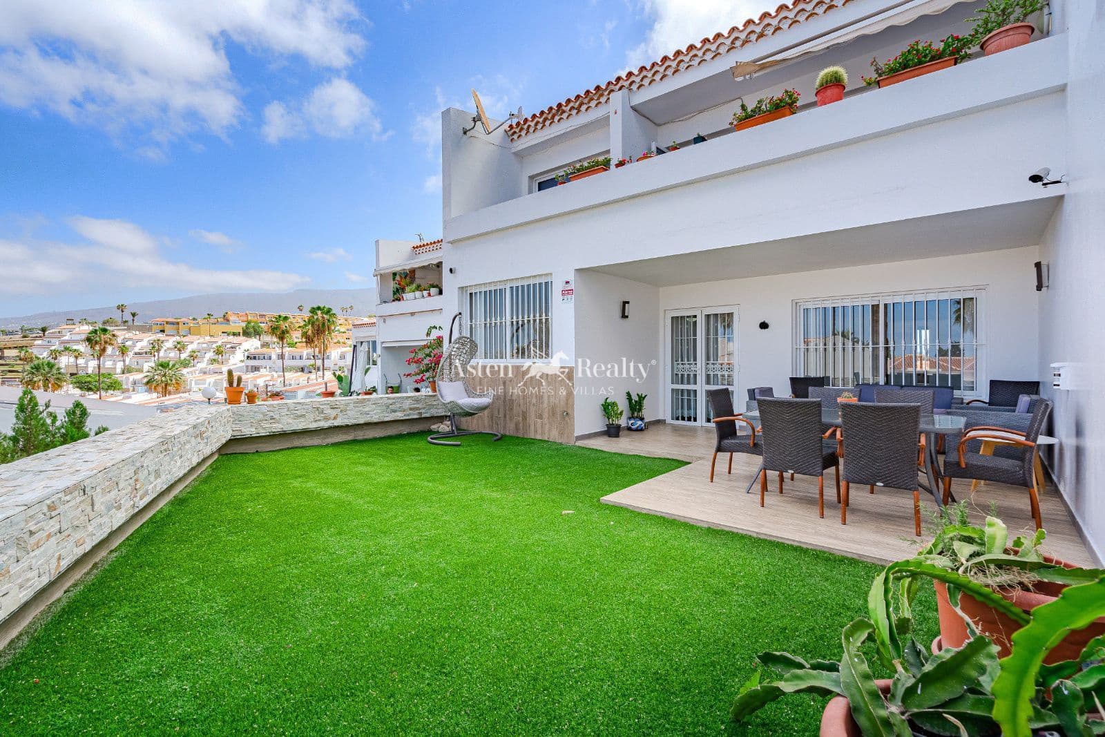 2 chambre Appartement à vendre à Costa Adeje avec piscine - 370 000 € (Ref: 9697843)