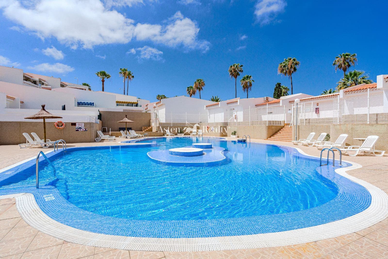 2 chambre Appartement à vendre à Costa Adeje avec piscine - 370 000 € (Ref: 9697843)