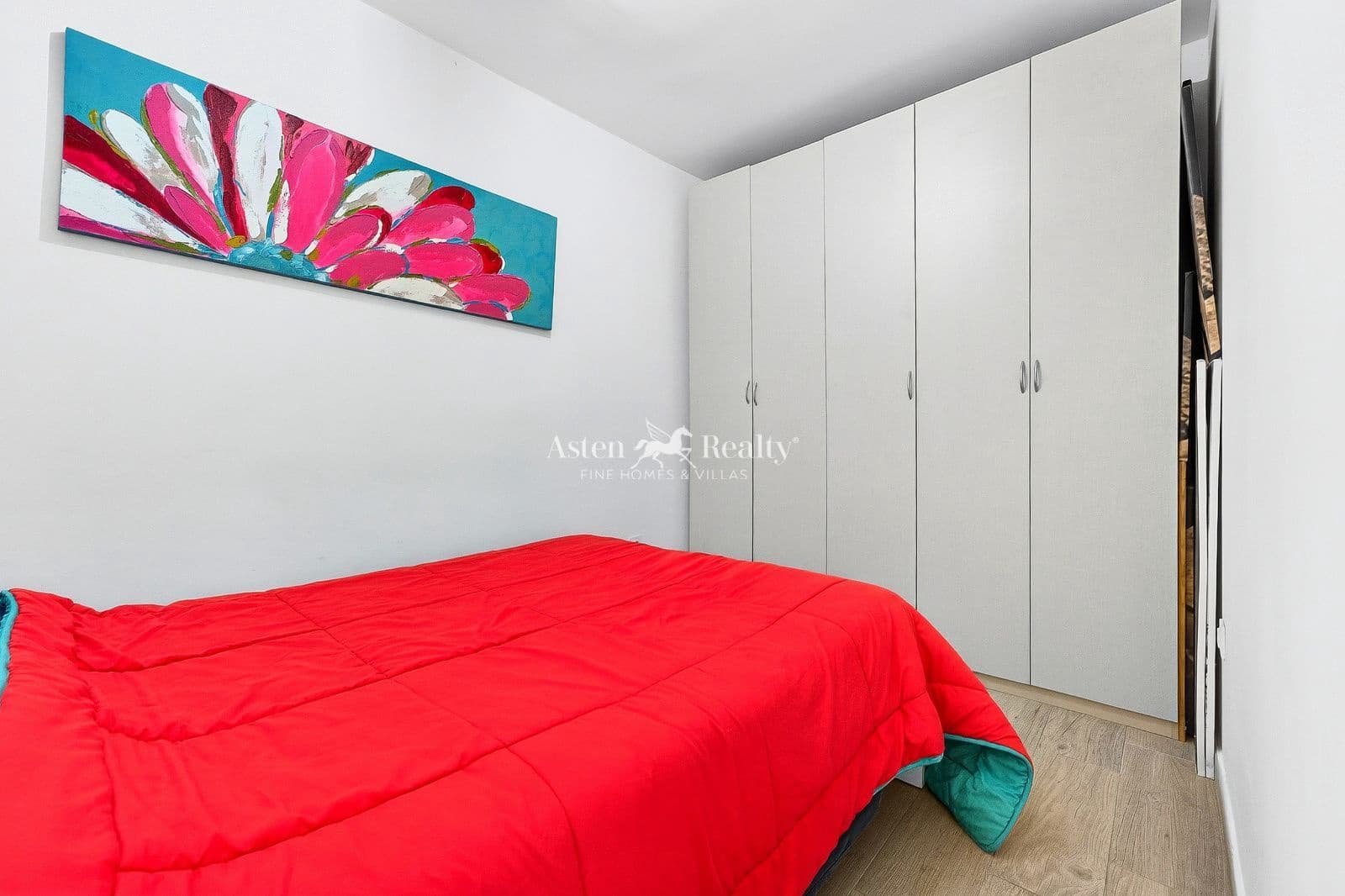 1 chambre Appartement à vendre à Costa Adeje avec piscine - 299 000 € (Ref: 9697913)