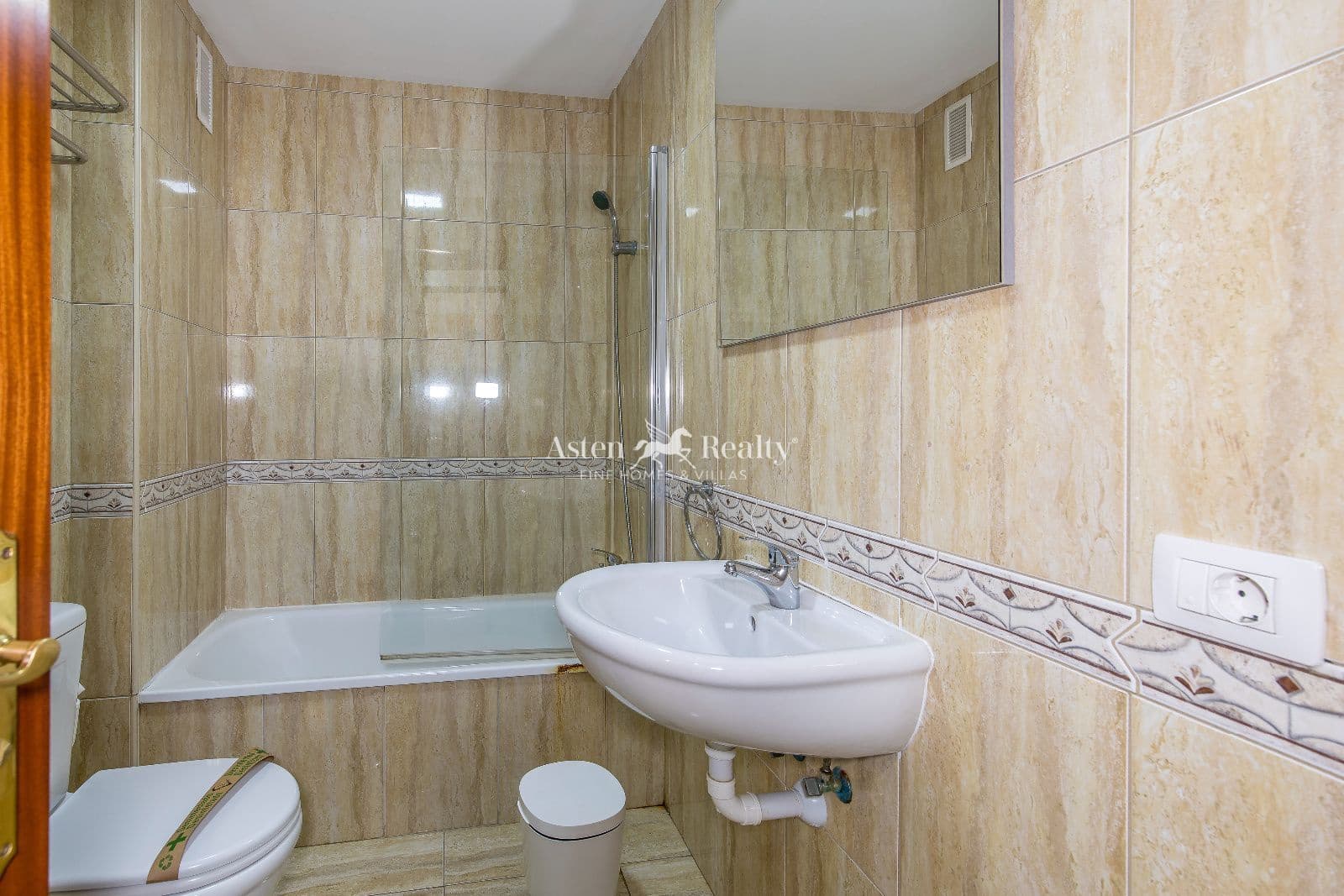 2 bedroom Penthouse for sale in Palm-Mar with pool garage - € 364,000 (Ref: 9700092)