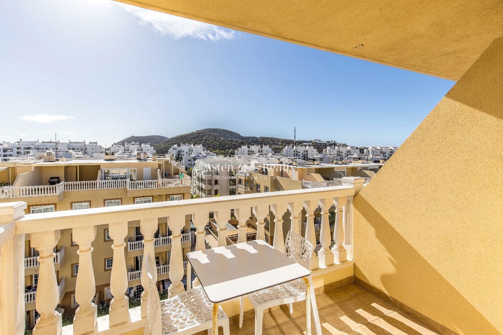 2 bedroom Penthouse for sale in Palm-Mar with pool garage - € 364,000 (Ref: 9700092)